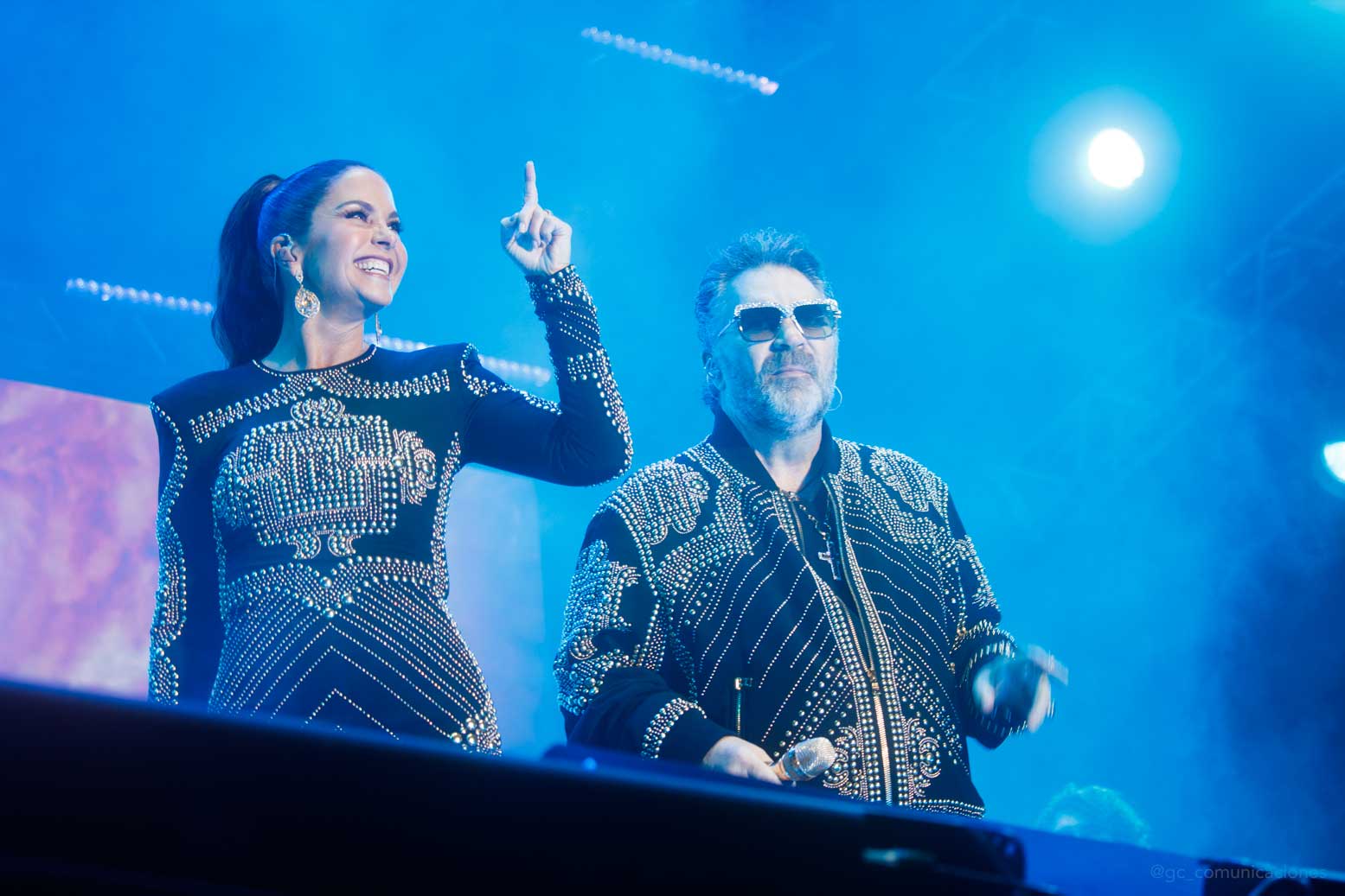 Lucero y Mijares le cantaron a las mamás de Costa Rica
