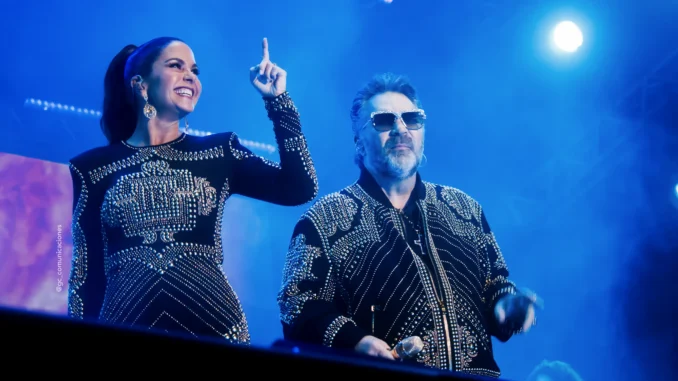 PORTADA LUCERO Y MIJARES