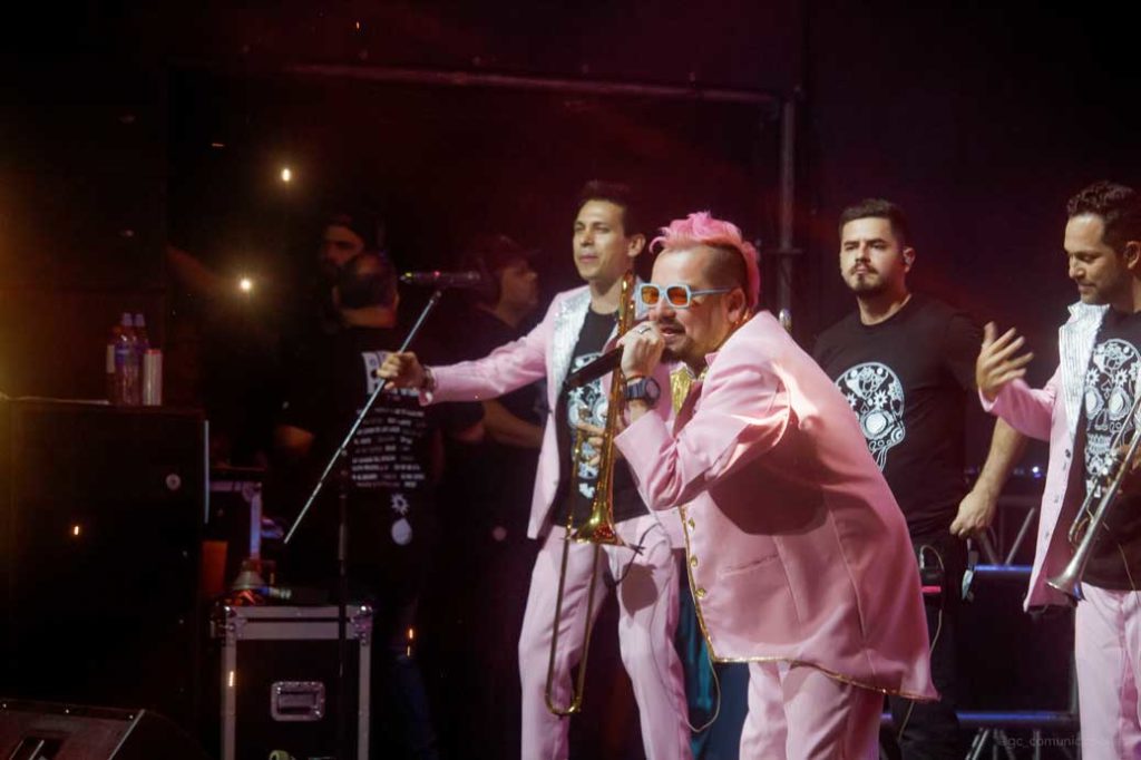 Los Ajenos