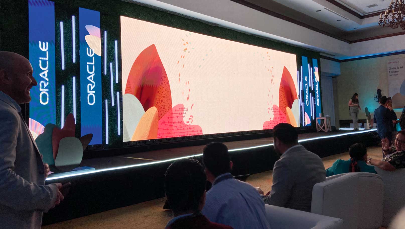 Oracle Data & AI Forum llegó a suelo tico